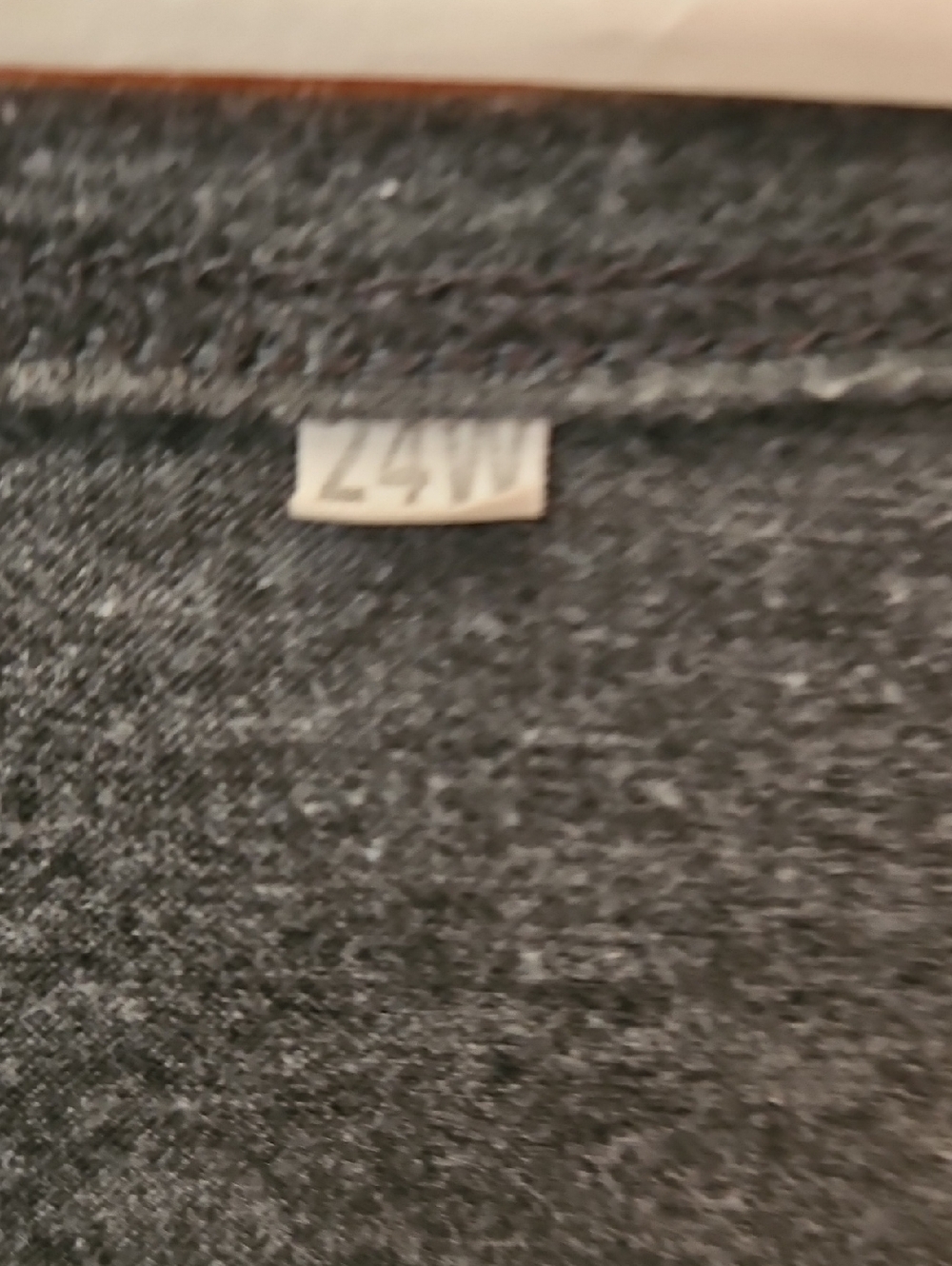 Ladies tops - Picture 3 of 6